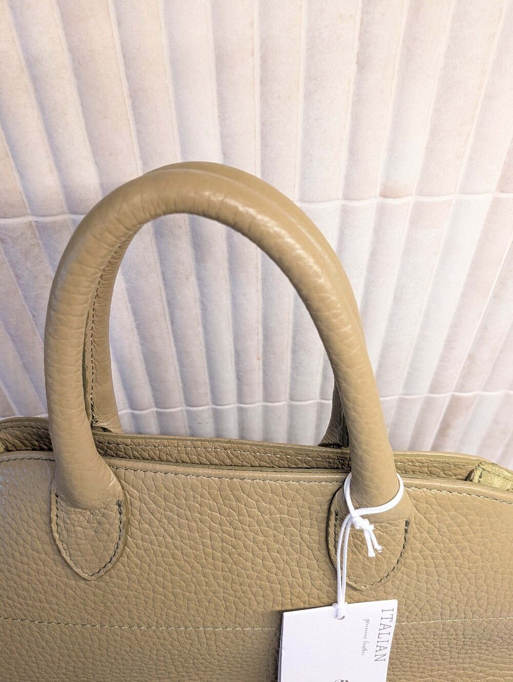 NWT Anna Paolo Riva Italian Leather & Suede Handbag - Picture 5 of 8